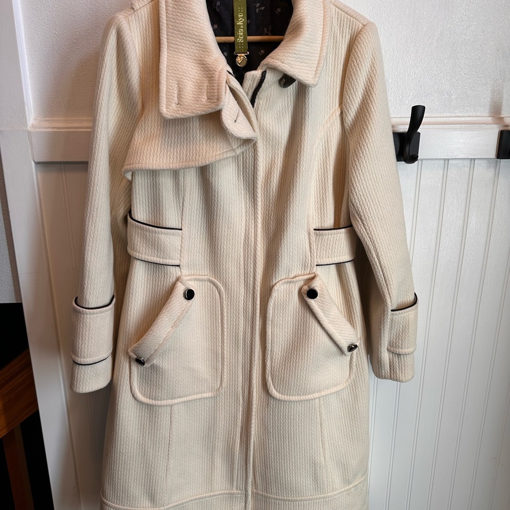 Soia & Kyo Cream Trench Coat with Black Accents